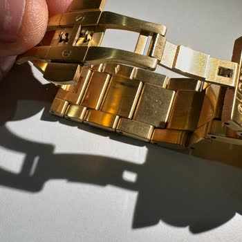 Swatch Saatte Beklenmedik Renk Atması Ve Müşteri Hizmetleri Sorunu