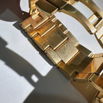 Swatch Saatte Beklenmedik Renk Atması Ve Müşteri Hizmetleri Sorunu