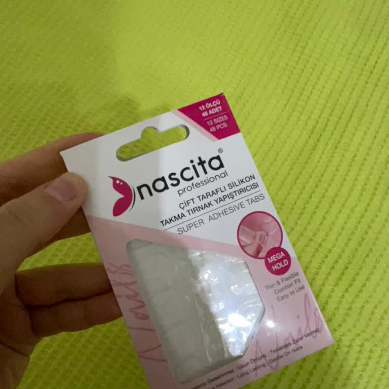 Nascita Tırnak Yapıştırıcısının Beklentileri Karşılamaması