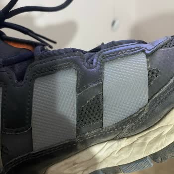 Adidas Ayakkabıda Beklenmedik Kalite Sorunları