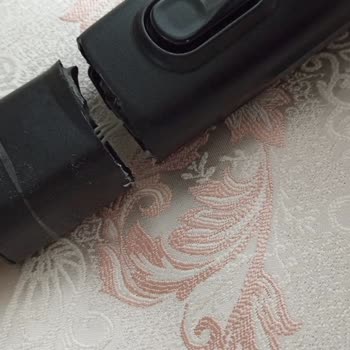 Philips Süpürgenin Bağlantı Yeri Kolayca Kırıldı