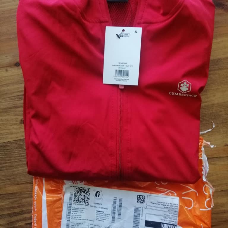 Eksik Gönderilen Eşofman Takımı Sorunu