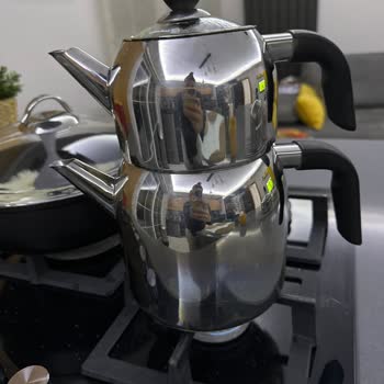 Korkmaz Çaydanlık Patlaması Tehlike Saçıyor