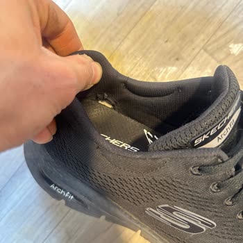 Skechers Ayakkabıda Kalite Sorunu: A101 Yanıt Vermiyor