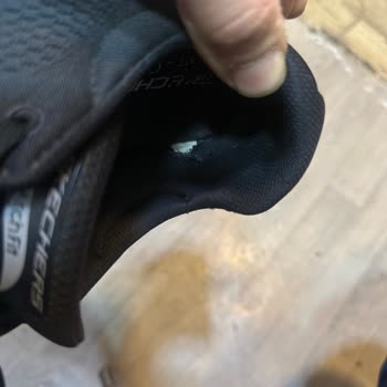 Skechers Ayakkabıda Kalite Sorunu: A101 Yanıt Vermiyor