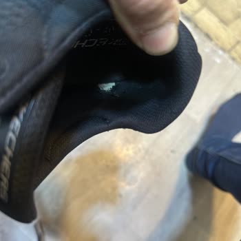 Skechers Ayakkabıda Kalite Sorunu: A101 Yanıt Vermiyor