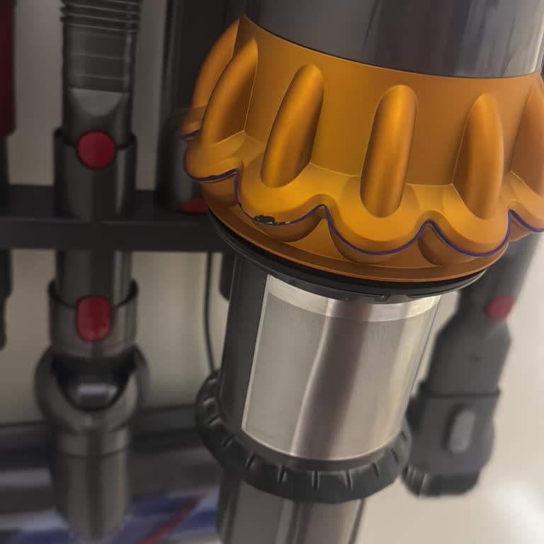 Dyson V15 Süpürge: Görsel Kalite Sorunu Ve Yetersiz Müşteri Hizmetleri