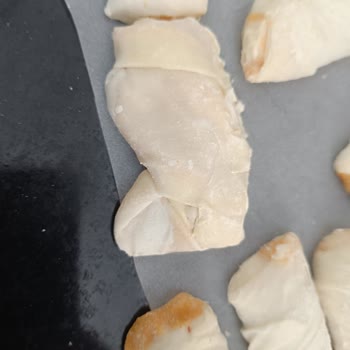 Eksik Ve Şekilsiz Börekler