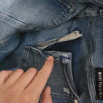 Kot Pantolonlarımın Dayanıksızlığı