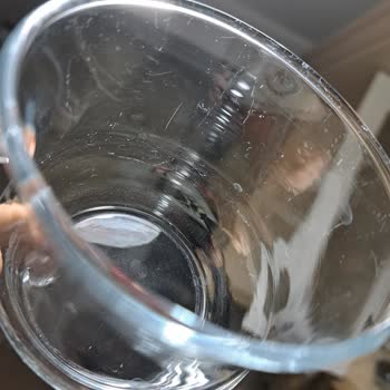 Bosch Bulaşık Makinesi Cam Ve Çelik Ürünleri Çiziyor