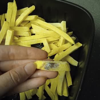 Superfresh Parmak Patateslerde Küf Şoku