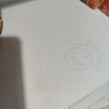 Emotion Deodorant Şişesi Beklenmedik Şekilde Boşaldı