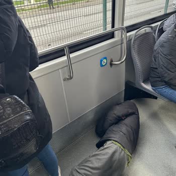 Metrobüs Güvenliği Ve Konforu Tehlikede