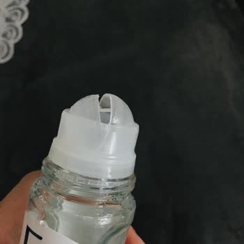 Delik Fa Roll On Deodorant Mağduriyeti