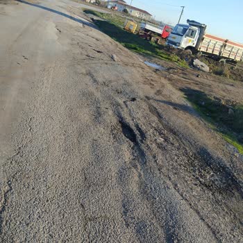 Belediyenin İlgisizliği: 5 Aylık Bozuk Yol Sorunu