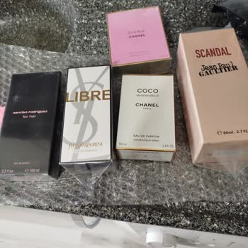 Yanlış Gelen Parfümler Ve İlgisiz Müşteri Hizmetleri