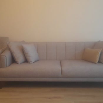Koltuk Takımında Yanlış Yüz Değişimi Ve Uyumsuz Görünüm