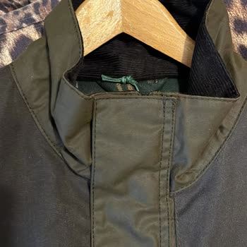 Получил не тот Barbour Alston Wax, что заказал