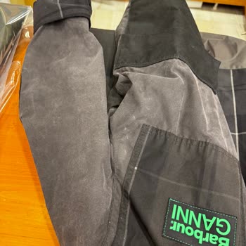 Barbour X Ganni пальто быстро изнашивается