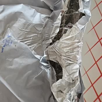 Kargom Açılmış Ve Oyuncak Çalınmış