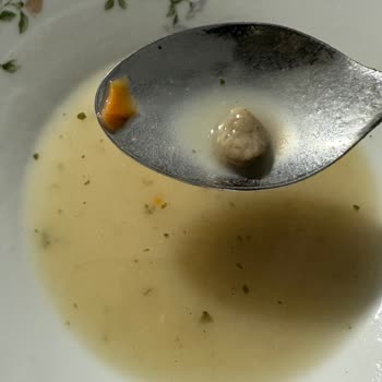 Knorr Ekşili Köfte Çorbasında Hayal Kırıklığı: Minik Köftelerle Büyük Sorun