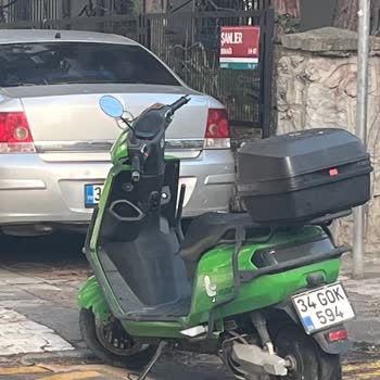 Martı Scooter'ların Gelişigüzel Bırakılması Sorunu