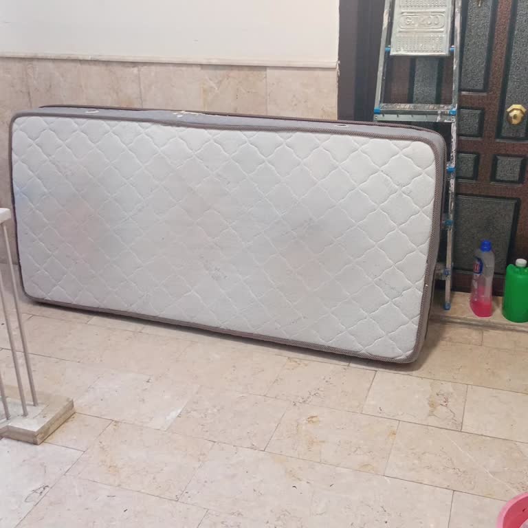 Eski Yatak Taşınmadı, Yeni Yatak Kapıda Bekliyor