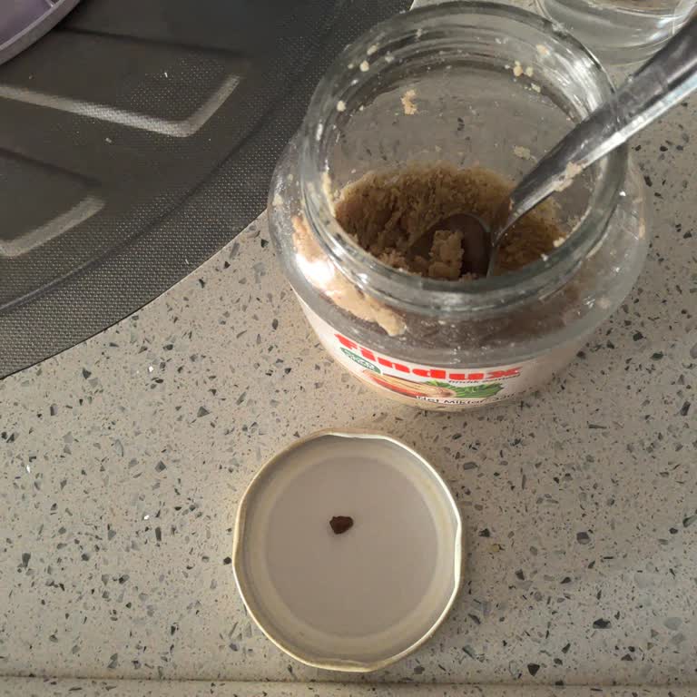 Üründe Beklenmedik Taş Sürprizi