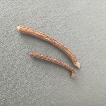 Ürün İçinden Tahta Parçaları Ve Boş Kabuklar Çıktı