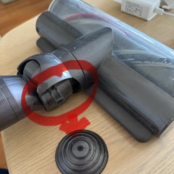 Dyson V11 Süpürge Tekerleği Kırıldı: Kalite Sorunu Ve Müşteri Hizmetleri Hayal Kırıklığı
