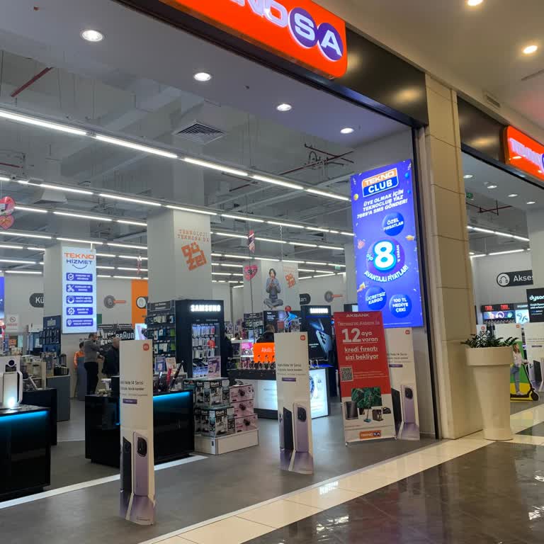 Yanlış Renk Hoparlör Ve Müşteri Hizmetlerinde Hayal Kırıklığı