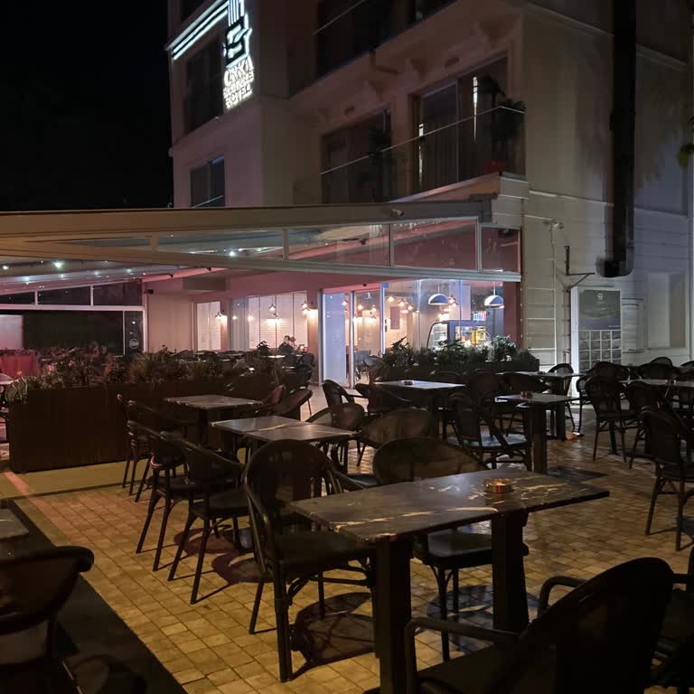 Gloria Jean's Müşteri İlgisizliği Ve Kapanış Saati Sorunu