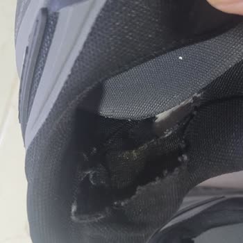 Reebok Ayakkabıda Hızlı Deformasyon Ve İlgisiz Müşteri Hizmetleri