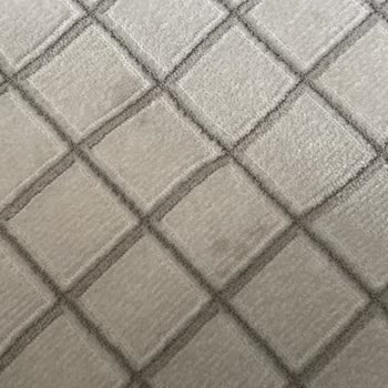 Moda Halı Yıkama Antalya Halımın Kenarı Sökülmüş ve Leke Hiç Çıkmamış Şekilde Teslim Edildi