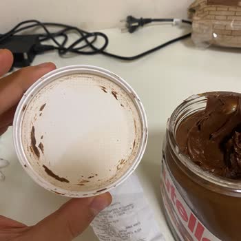 Nutella'nın Jelatini Sökük Ve Yenilmiş Çıktı
