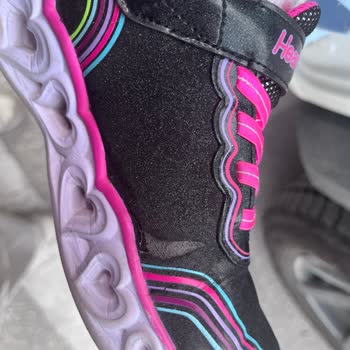 Skechers Çocuk Ayakkabısında Erken Açılma Sorunu