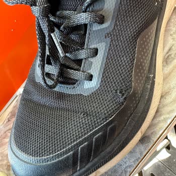 U.S. Polo Ayakkabıda Erken Çatlama Sorunu