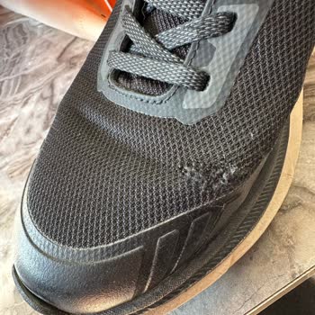 U.S. Polo Ayakkabıda Erken Çatlama Sorunu