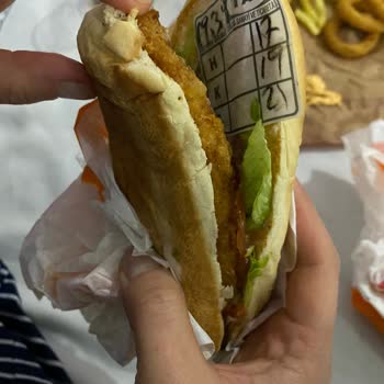 Burger King Siparişimde Kağıt Şoku