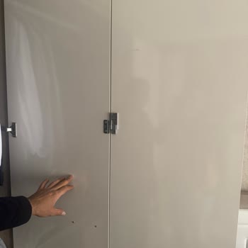 Kırılan Menteşeler Ve Ulaşılmaz Yedek Parçalar