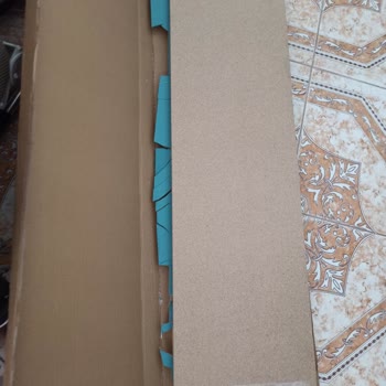 Vivense'den Kırık Dolap Ve Yetersiz Hizmet