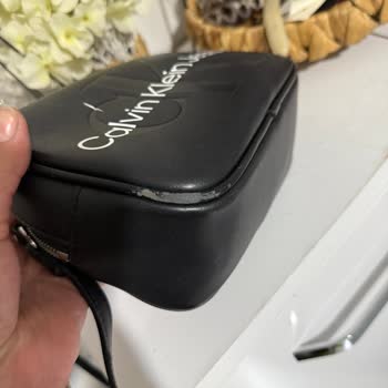 Calvin Klein Çantada Soyulma Sorunu
