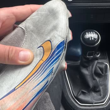 Garanti Sürecinde Hayal Kırıklığı: Nike Kramponlar Beklentileri Karşılamıyor