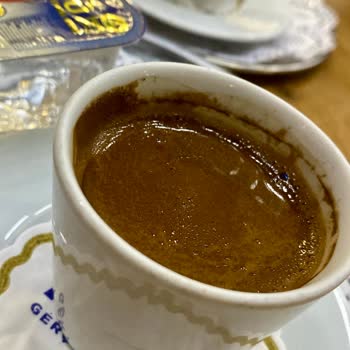 Mado'da Tutarsız Hizmet Ve Saygısız Davranış