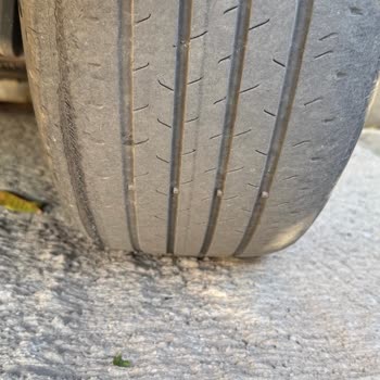 Mercedes EQB Lastik Sorunu: 14.000 Km'de Tükenen Lastikler