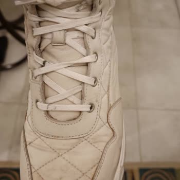 Greyder Ayakkabının Beklenmedik Taban Sorunu