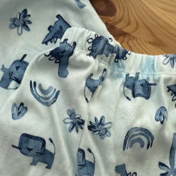 E-bebek Ürünü Boya Verdi Tüm Kıyafetler Mahvoldu