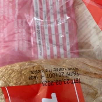 Küflenmiş Tam Buğdaylı Sandviç Ekmeği Şoku!