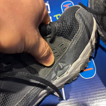 Ayakkabıda Üretim Hatası: Çift Taraflı Açılma Sorunu