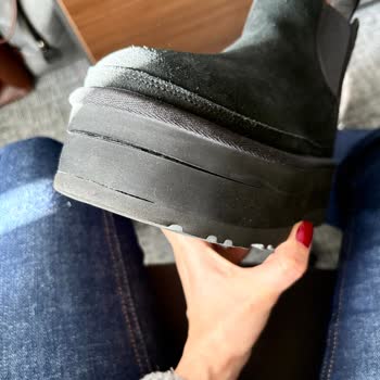 Hepsiburada'dan Aldığım Botun Tabanı Açıldı Ve Mağduriyetim Giderilmedi!